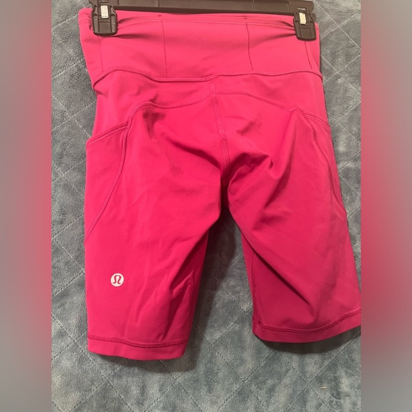 lululemon athletica Pants - Women's Lululemon Fast and Free High Rise Shorts Size 4 8" Inseam